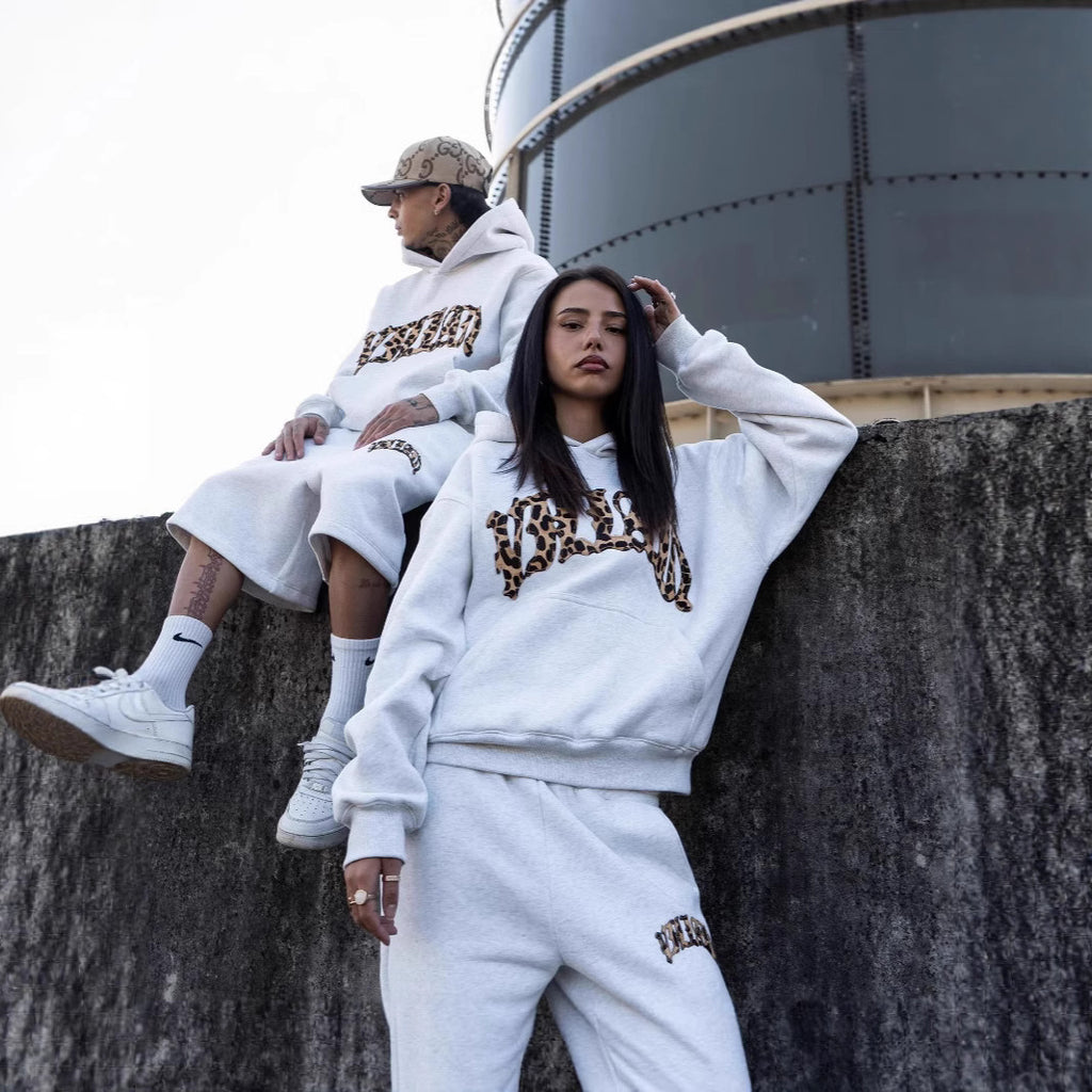 🐆 Conjunto Leopardo 'Street Vibe' | Sudadera y Pantalón Bordado